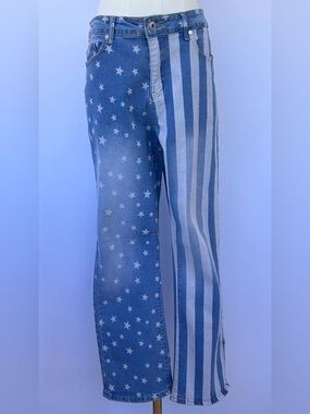 Celebrity Ace Women’s Wide Leg Stars & Stripes Distressed Jeans Size 13/31